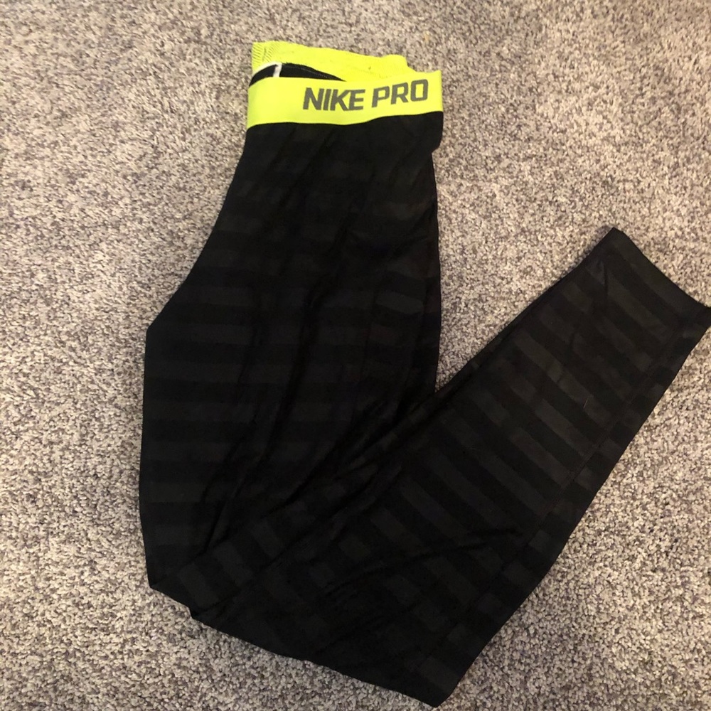 Nike Pro Leggings